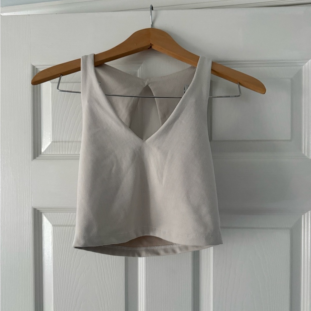 Beyond Yoga Cream Crop Top